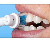   Zahnbürste, Zähne putzen, Zahnpflege, Elektrische zahnbürste