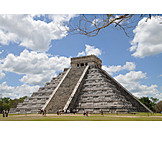   Mexiko, Yucatan, Chichen itza, Pyramide des kukulcan, Stufenpyramide