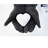   Snow, Heart, Love message
