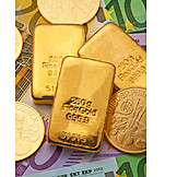   Geldschein, Goldbarren, Goldmünze
