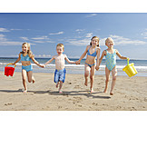  Child, Summer, Friends, Beach Holiday, Summer Holidays