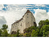   Schloss karlstein