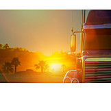   Sonnenuntergang, Lastwagen