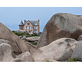   Haus, Bretagne, Rosa granitküste